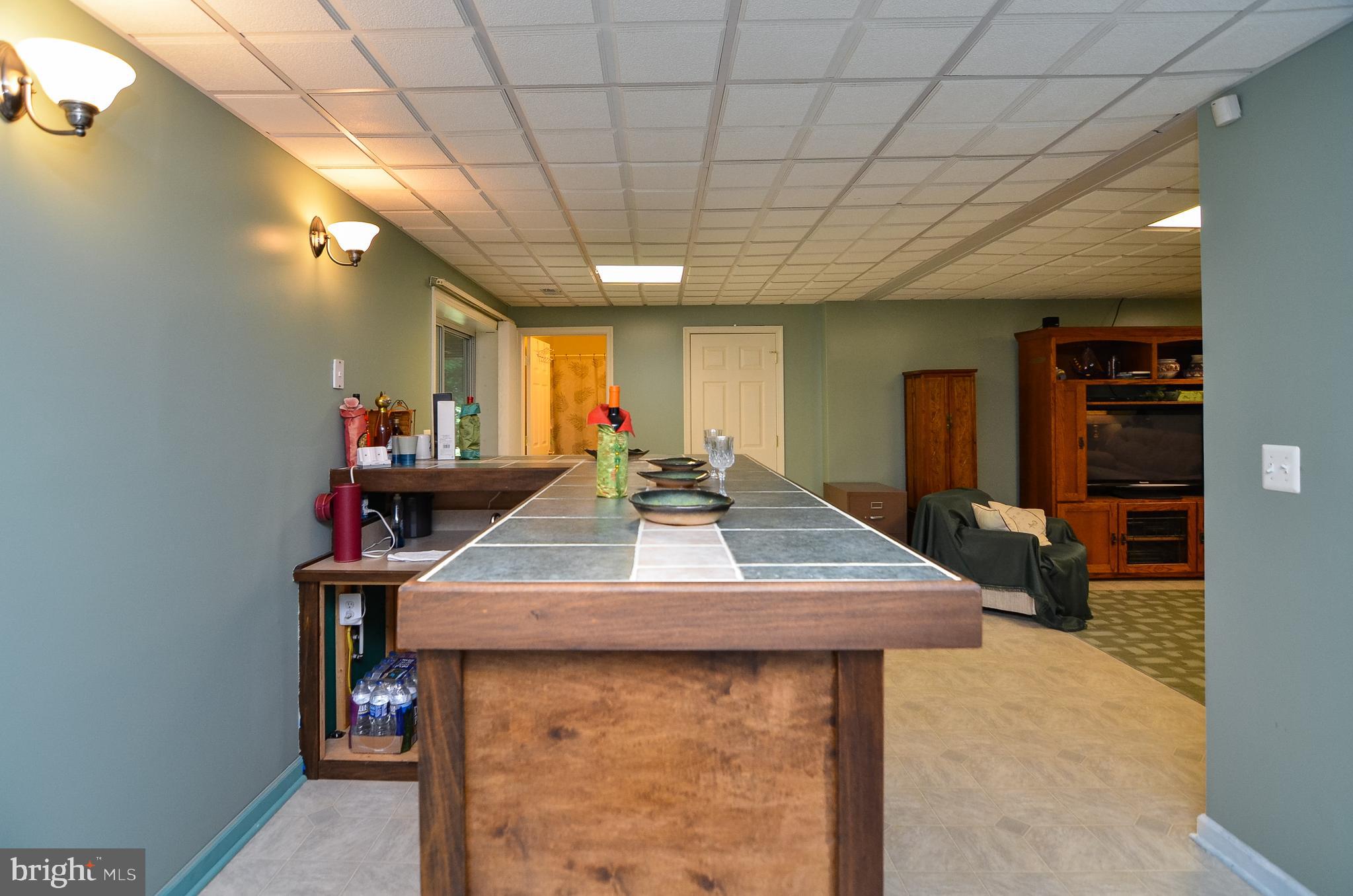 HUGGER - Residential