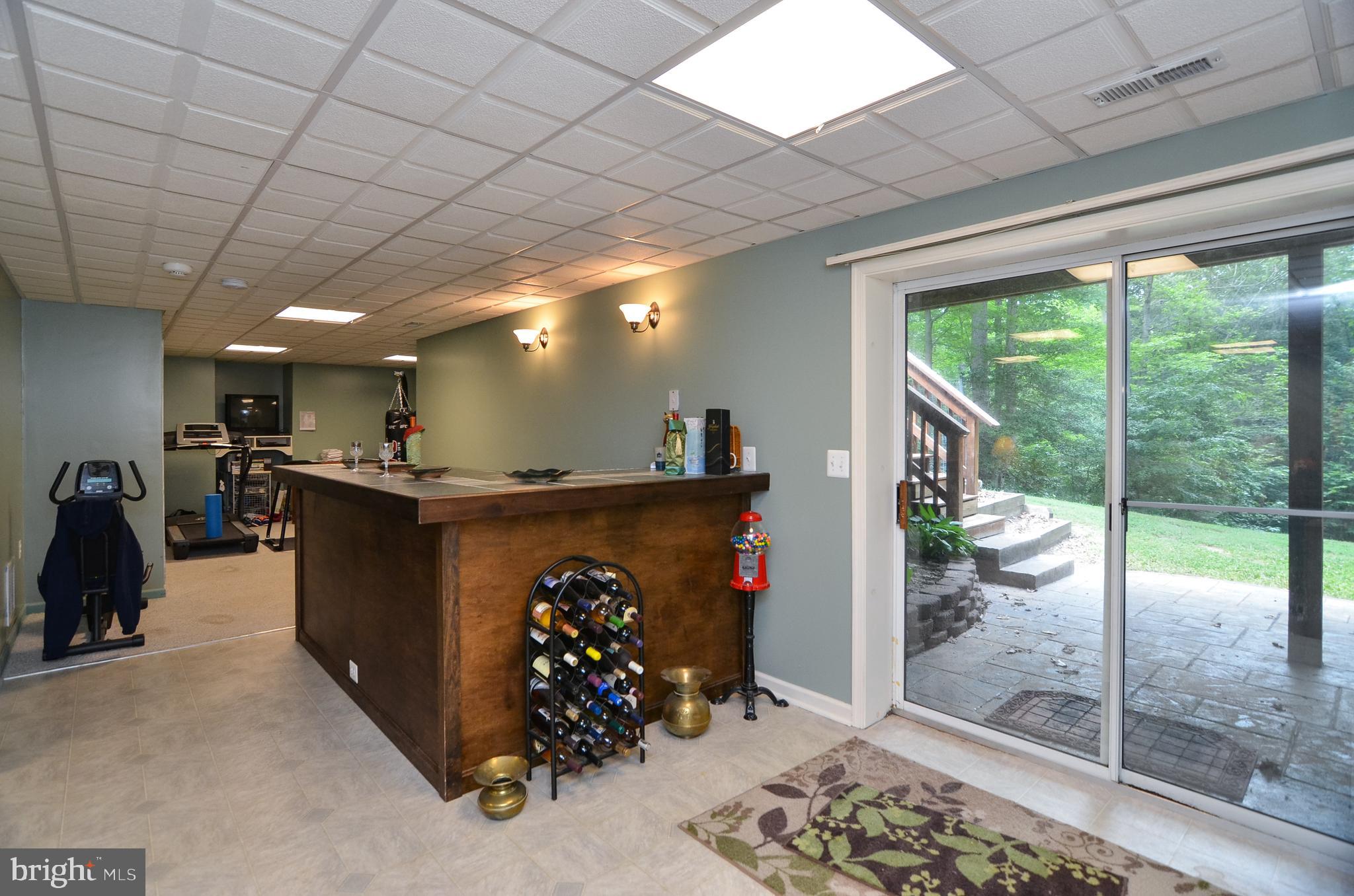 HUGGER - Residential