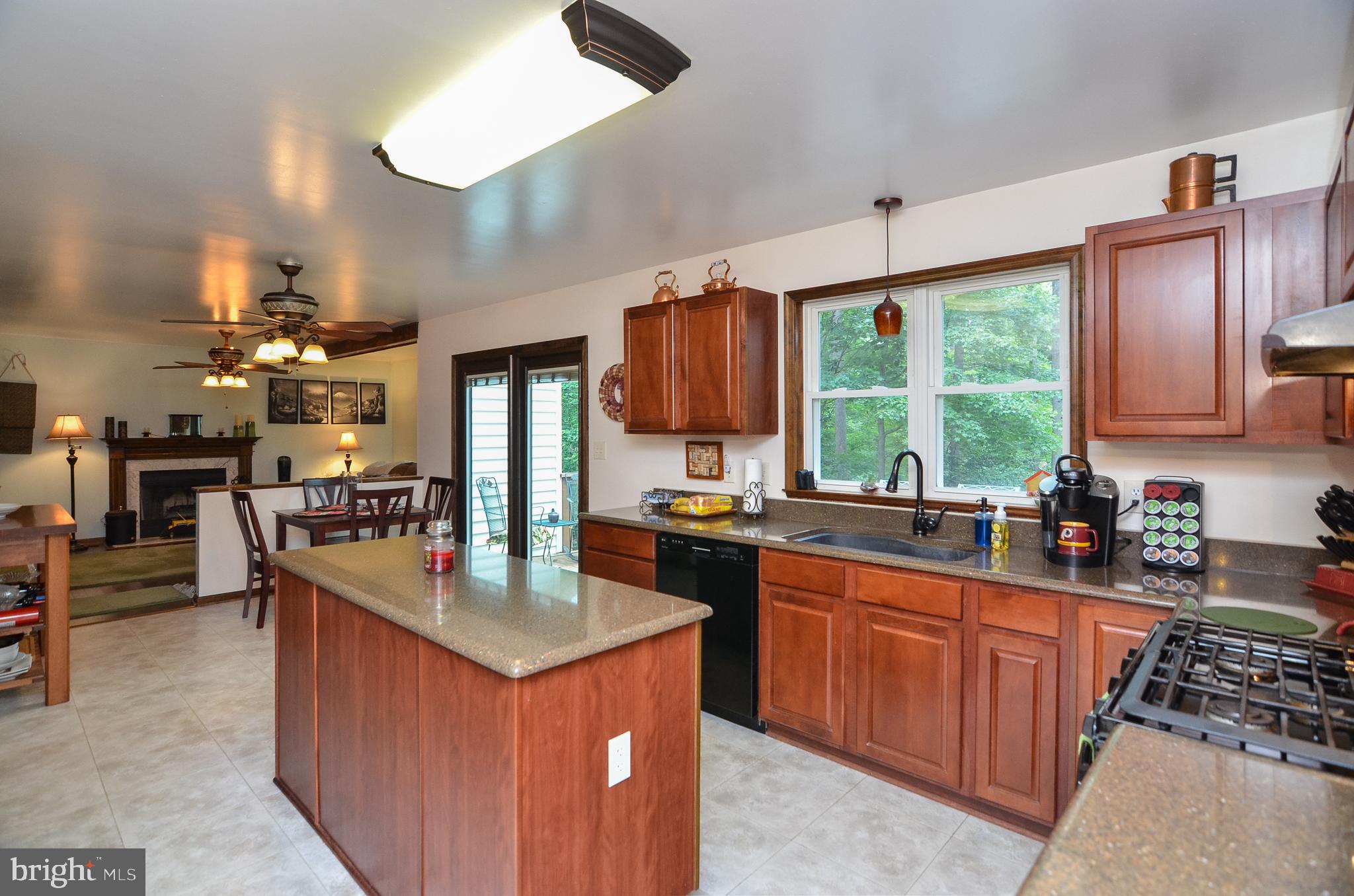 HUGGER - Residential