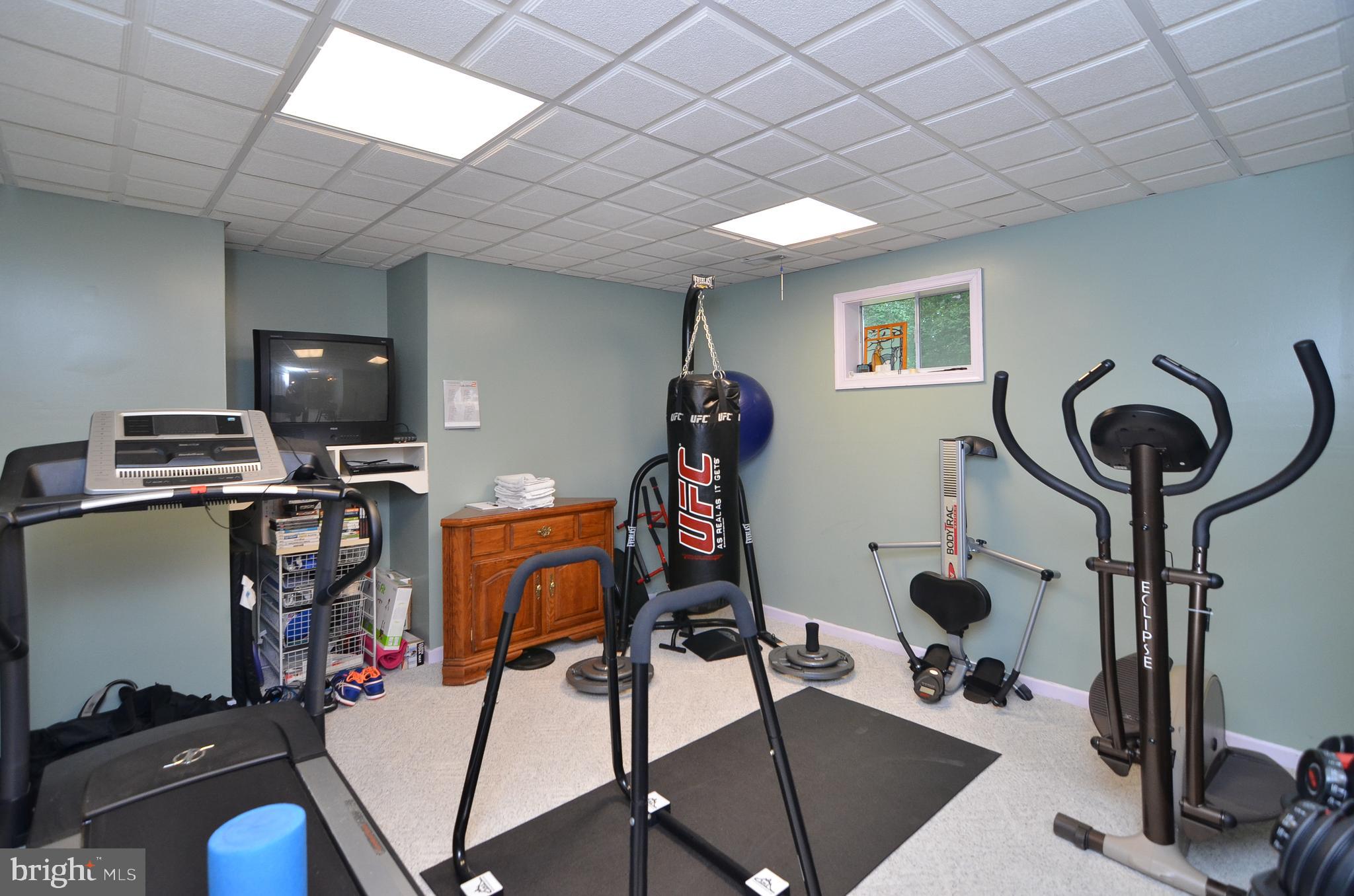 HUGGER - Residential