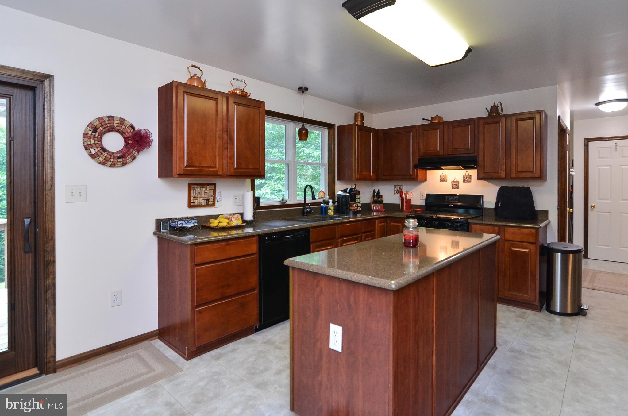 HUGGER - Residential