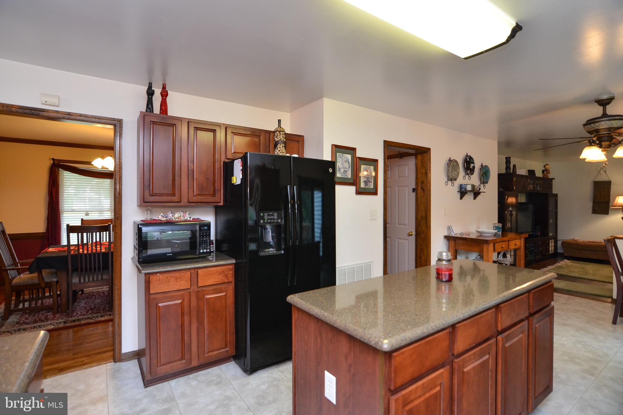 HUGGER - Residential