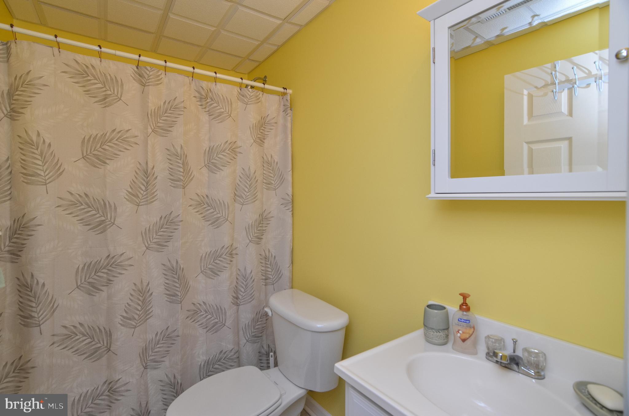 HUGGER - Residential