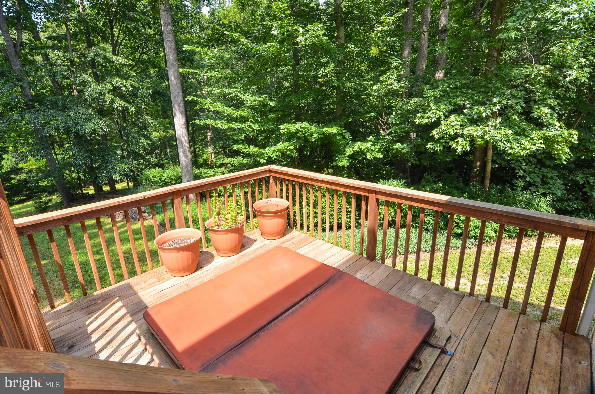 HUGGER - Residential