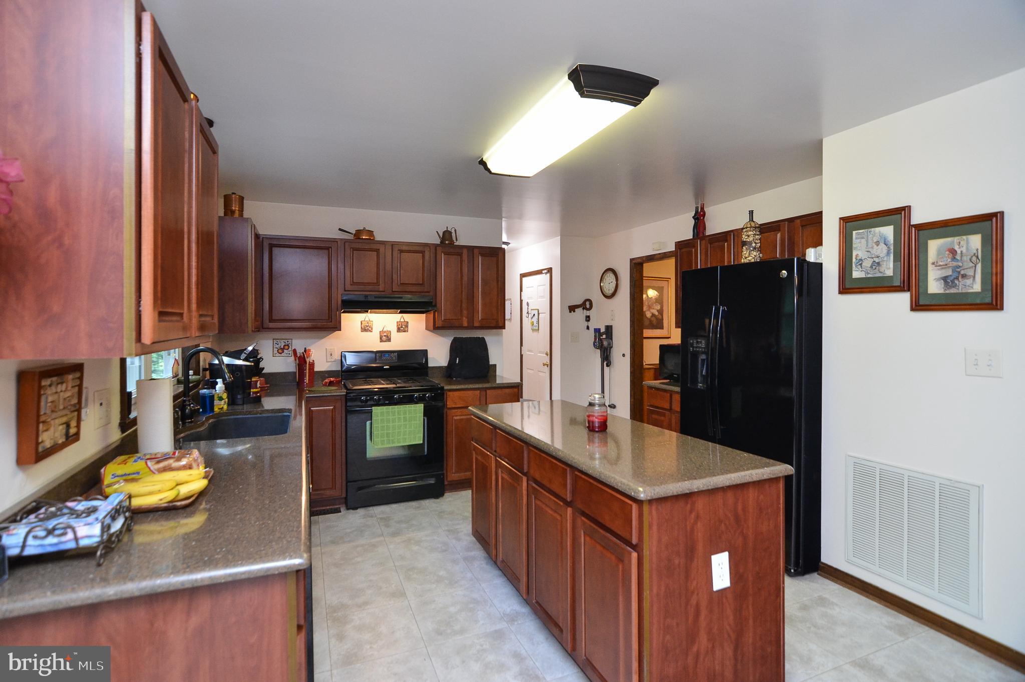 HUGGER - Residential