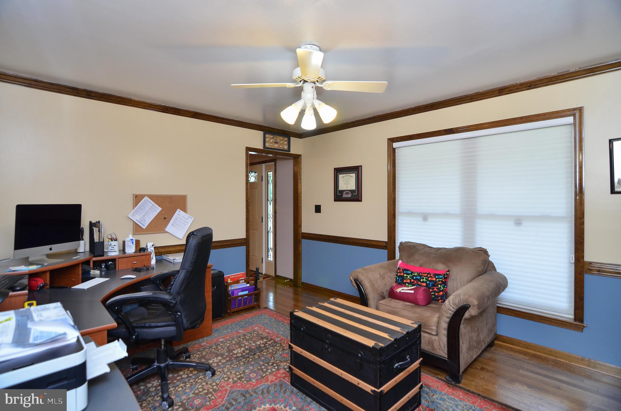 HUGGER - Residential