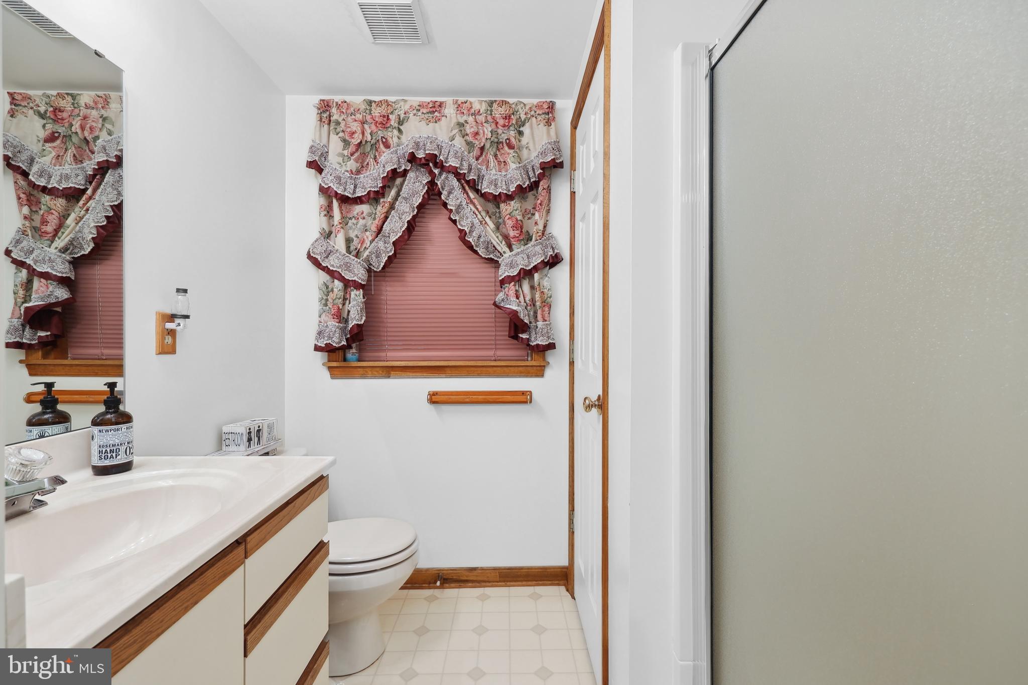 ROSEDALE - Residential