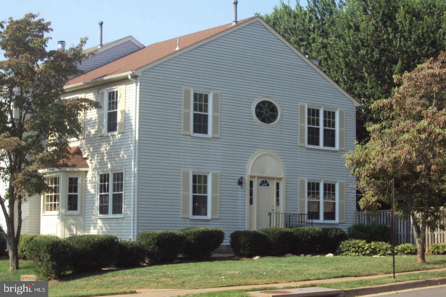 OAK SPRINGS - Residential