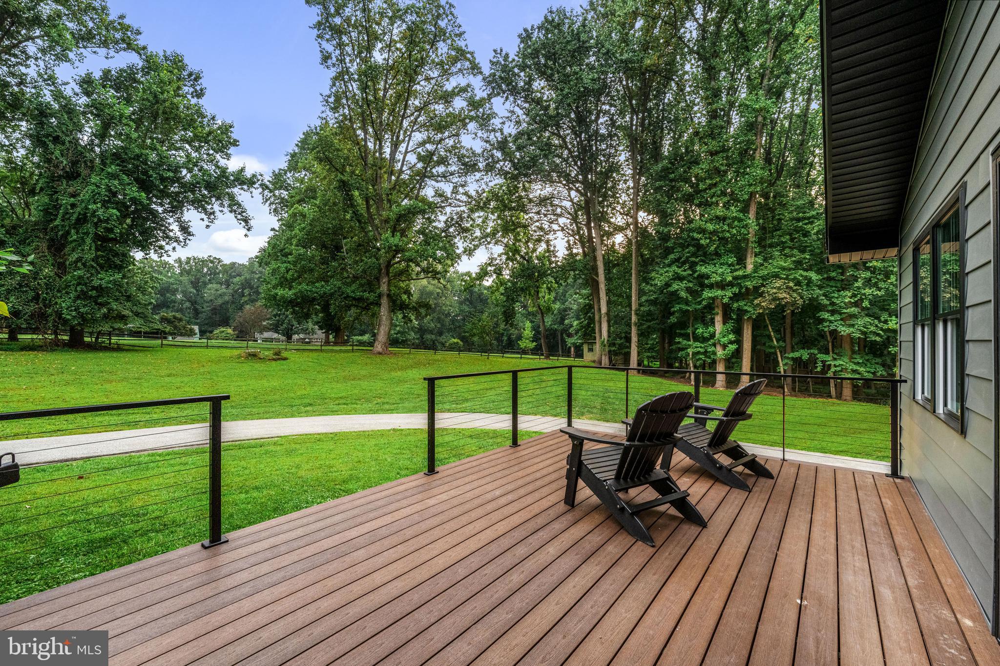 CRICKLEWOOD - Residential