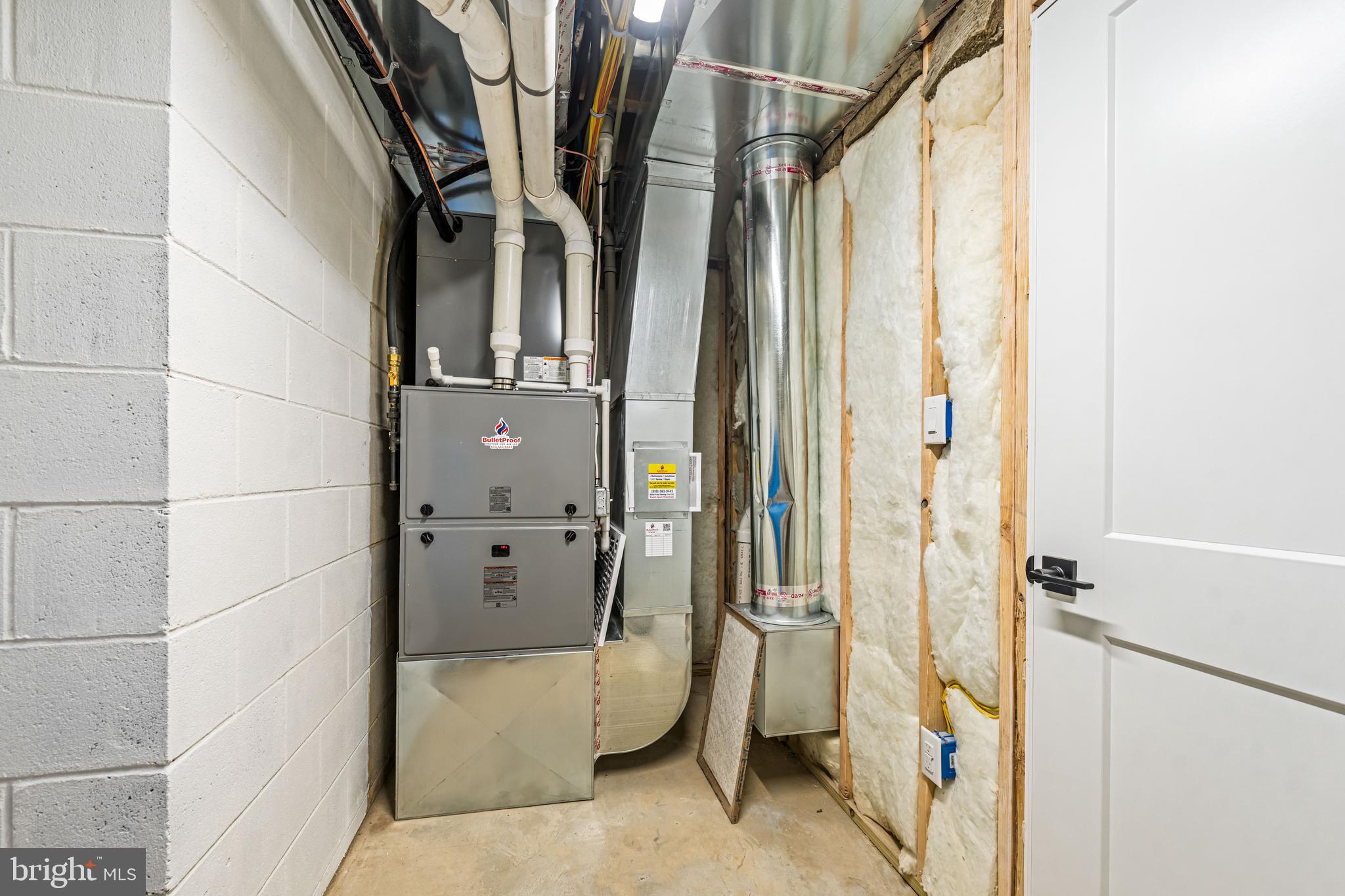 CRICKLEWOOD - Residential