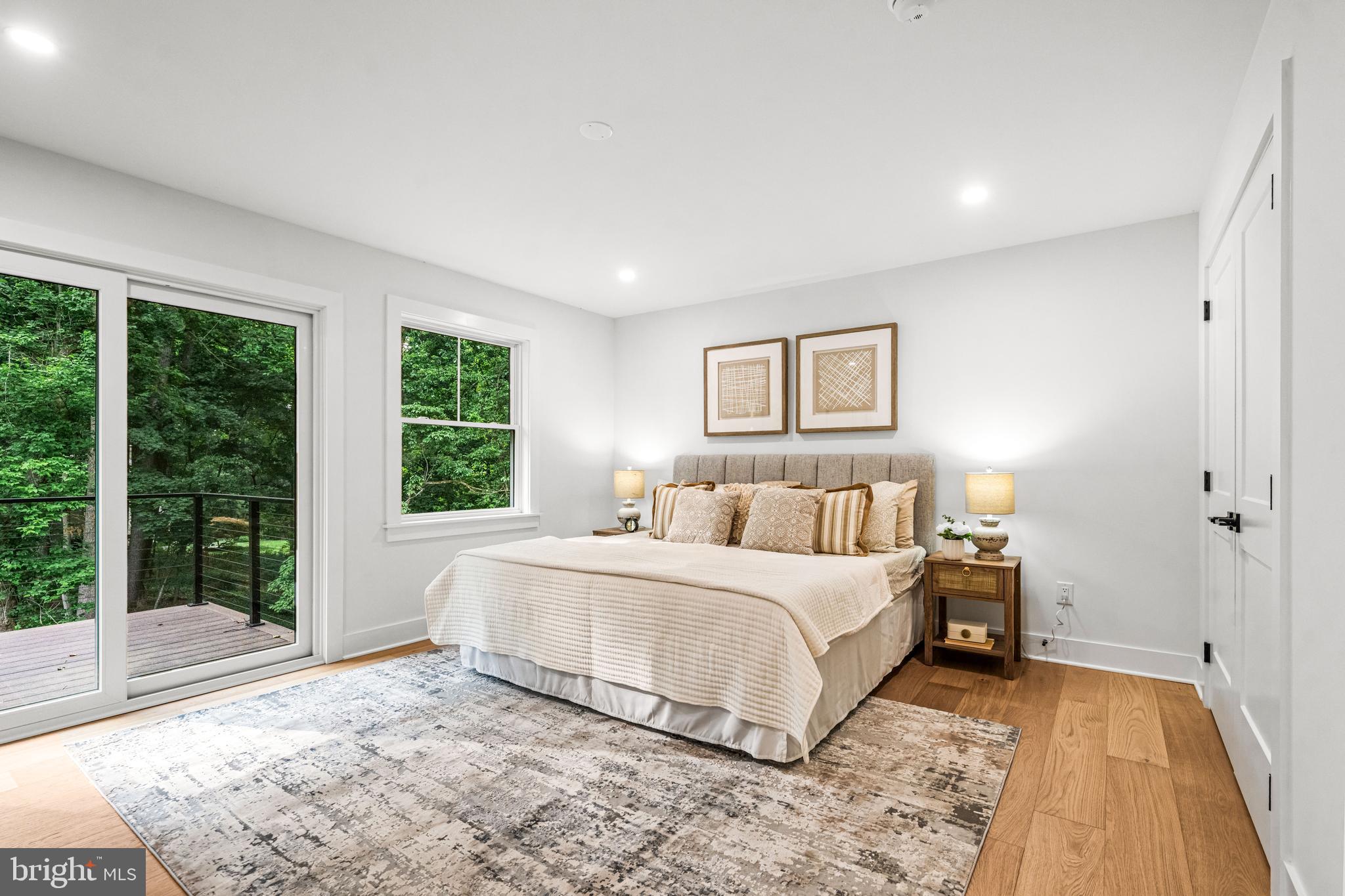 CRICKLEWOOD - Residential