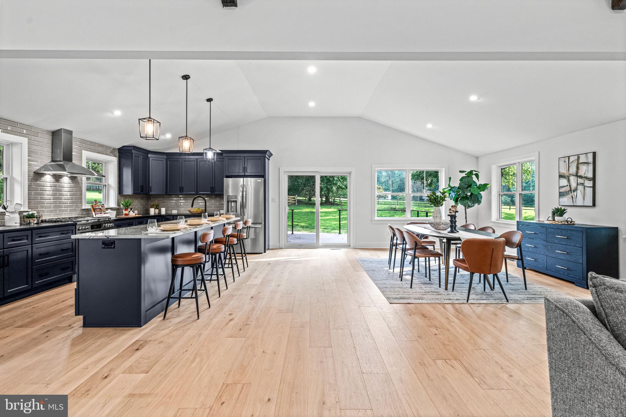 CRICKLEWOOD - Residential