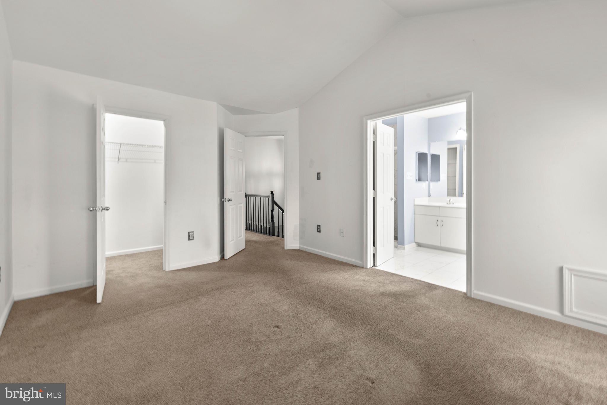 RUSSETT - Residential