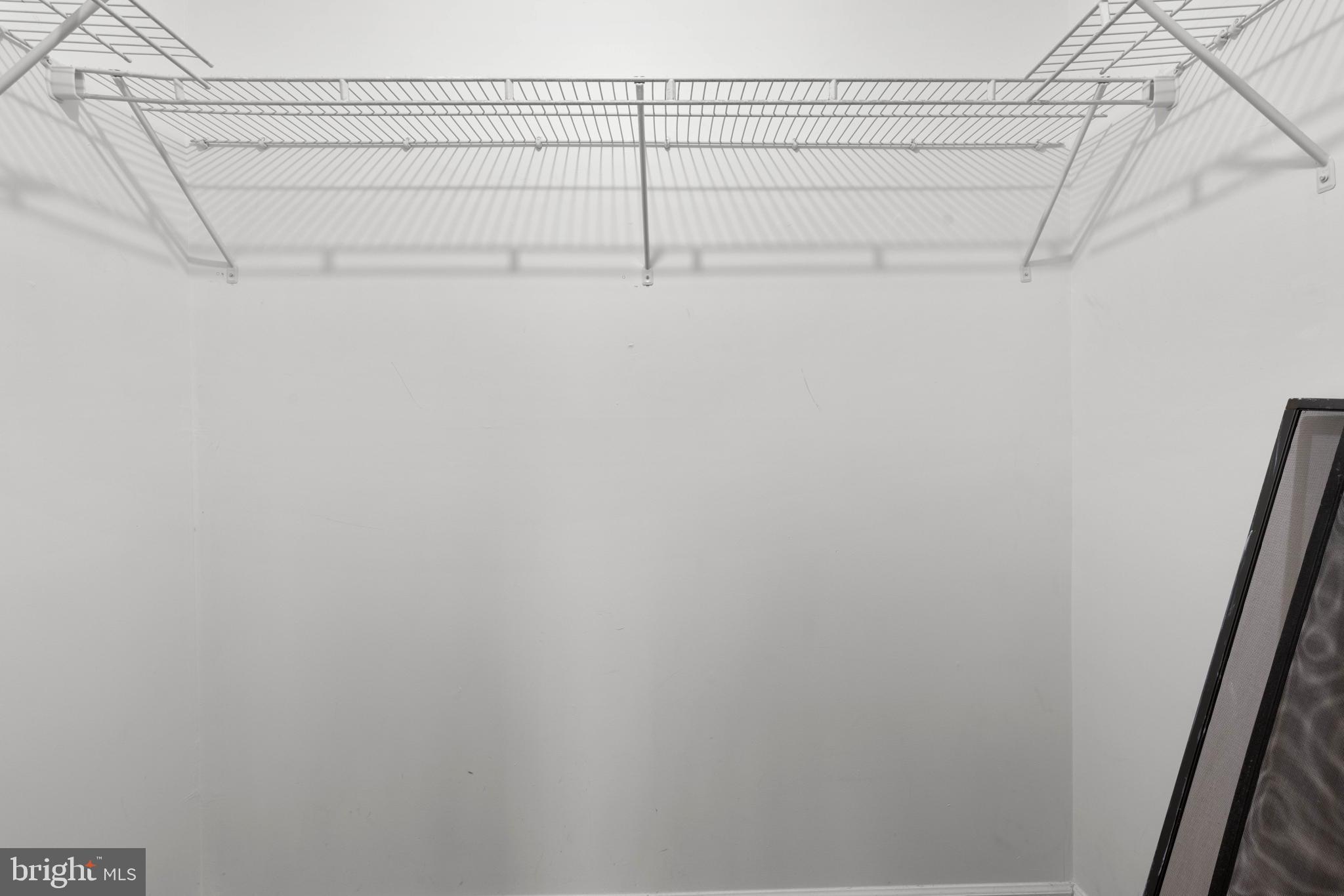 RUSSETT - Residential