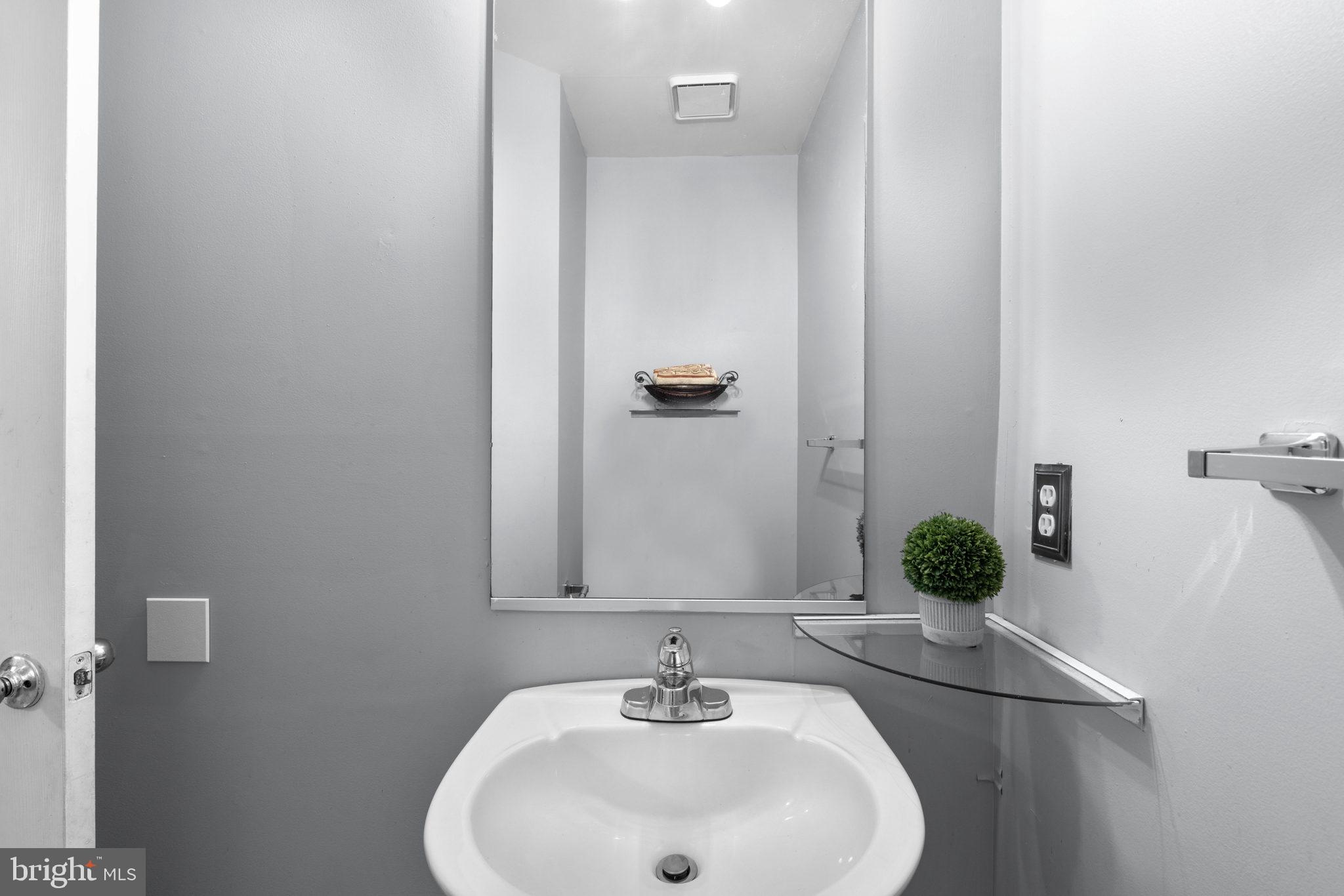 RUSSETT - Residential