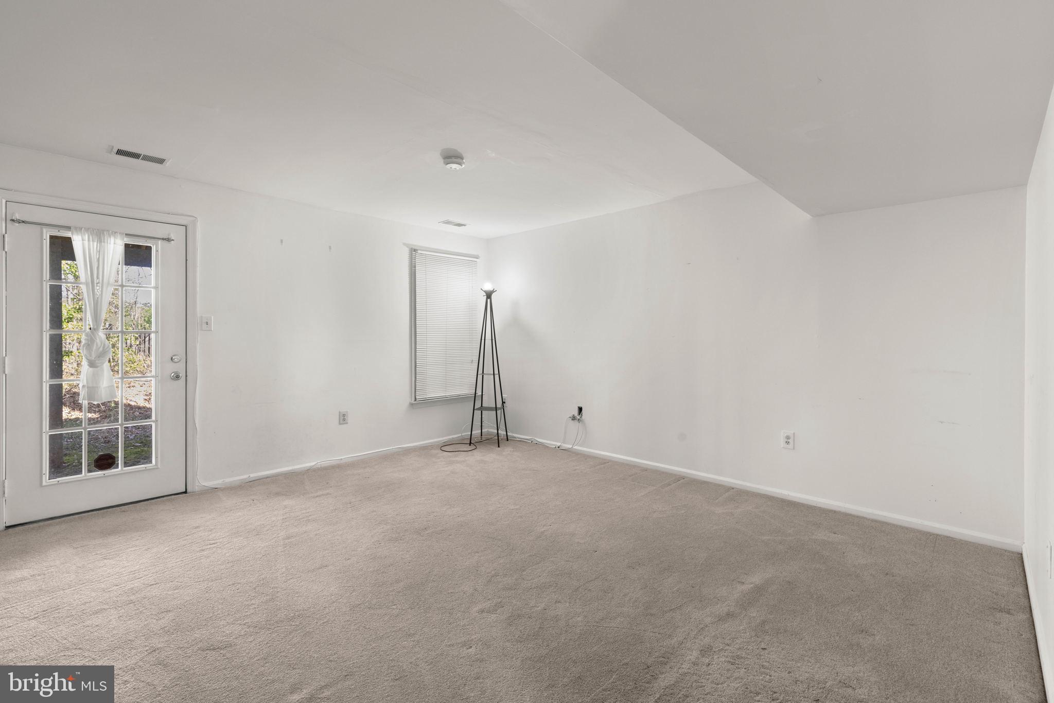 RUSSETT - Residential