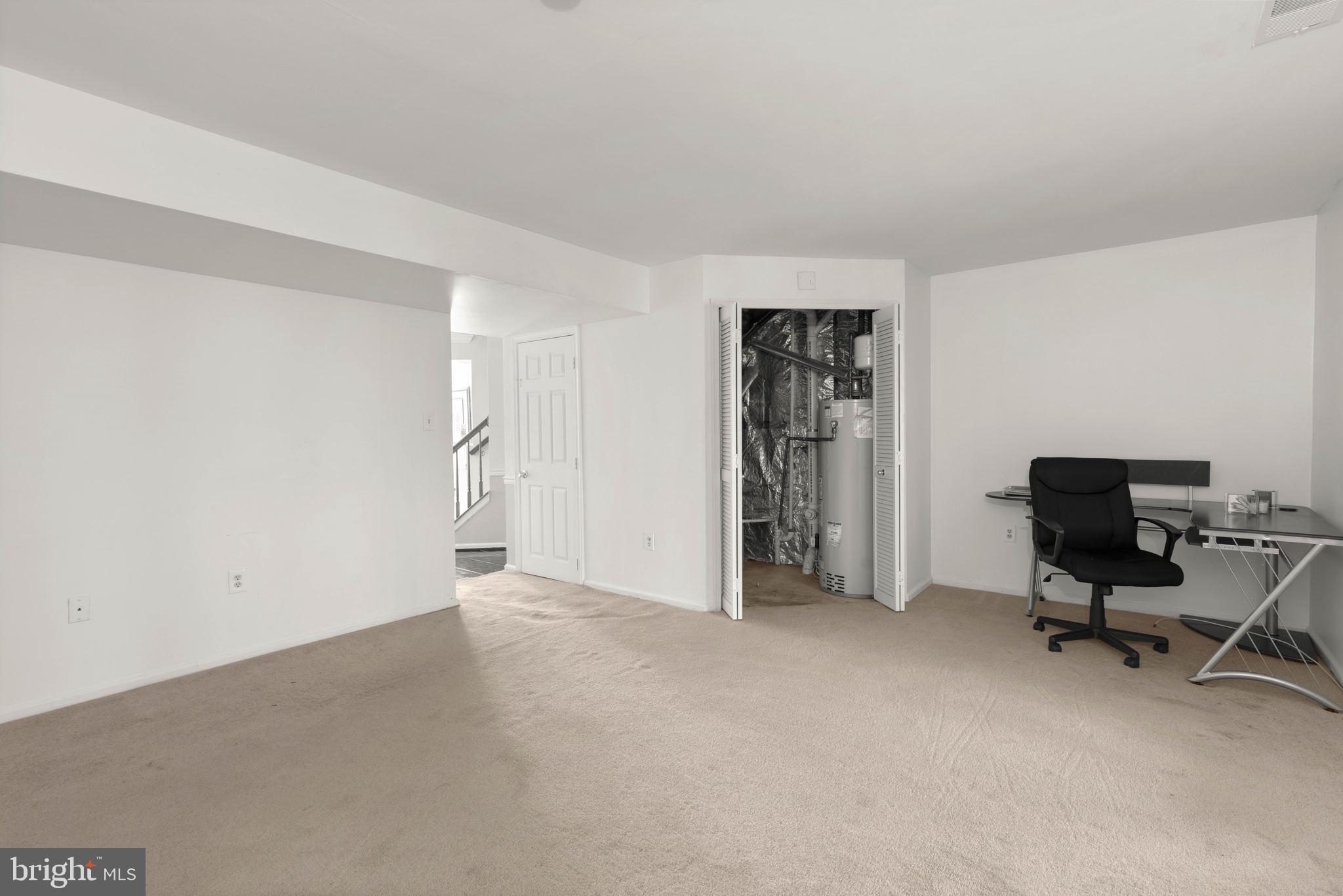 RUSSETT - Residential