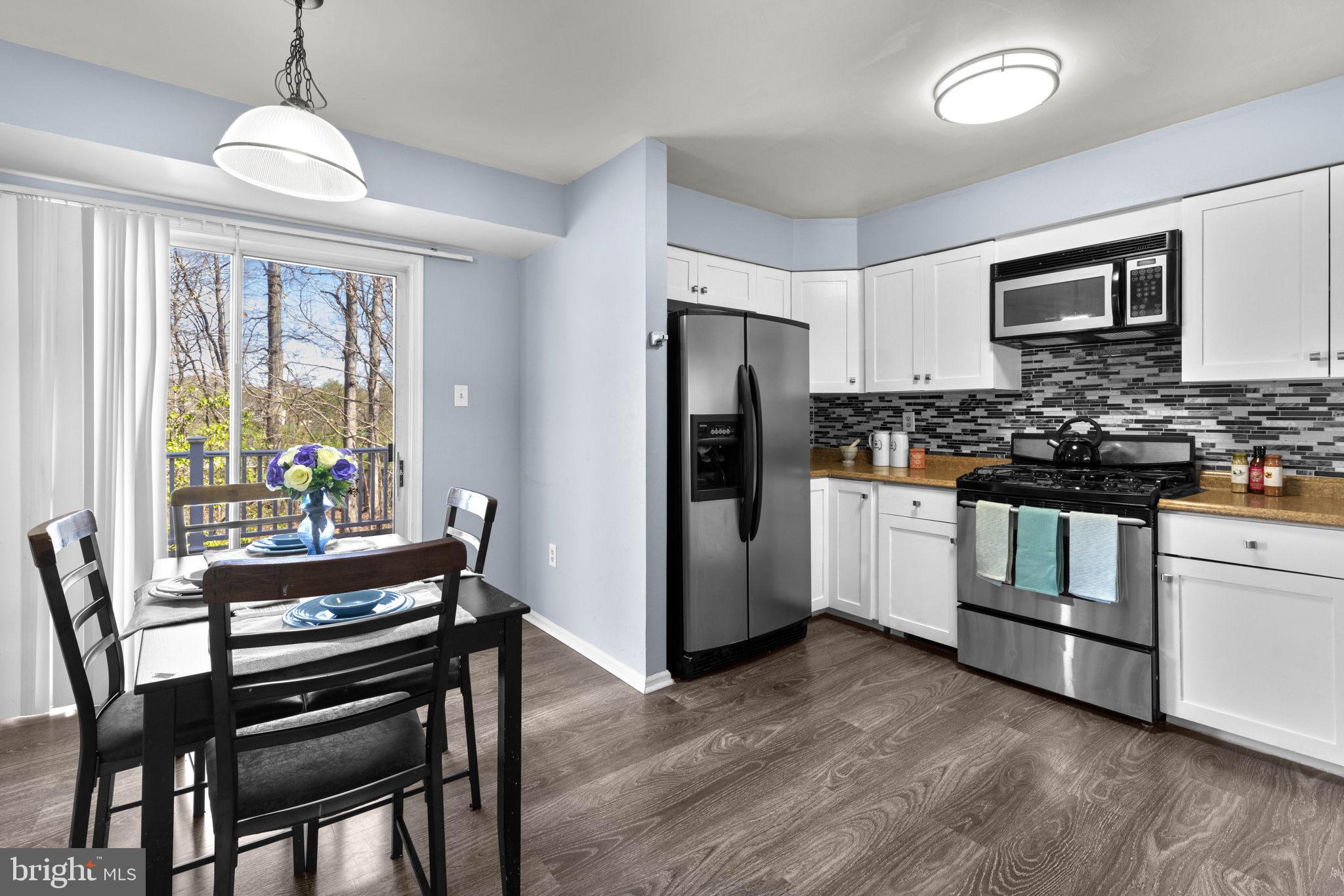 RUSSETT - Residential