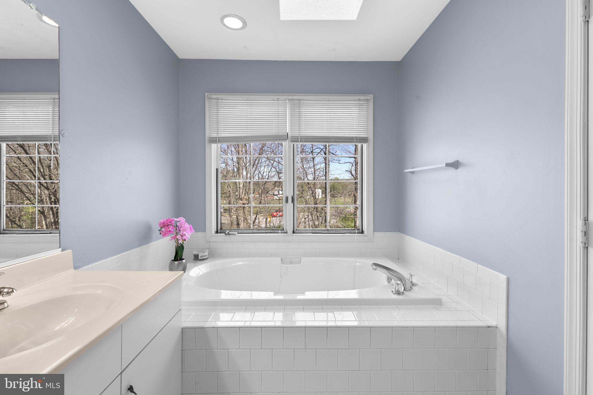 RUSSETT - Residential