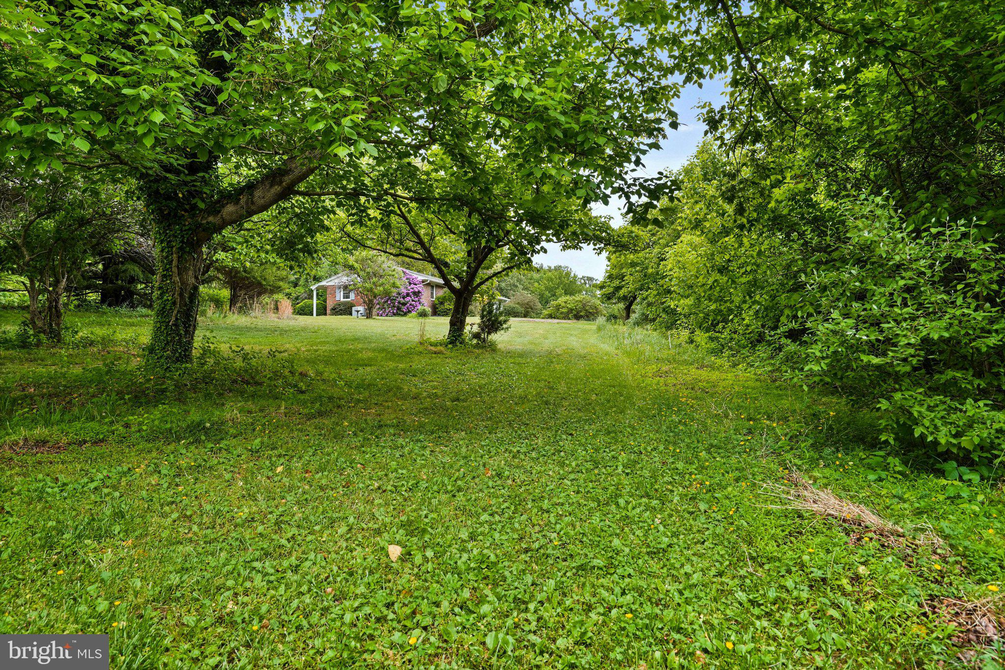 CROOM STATION - Residential
