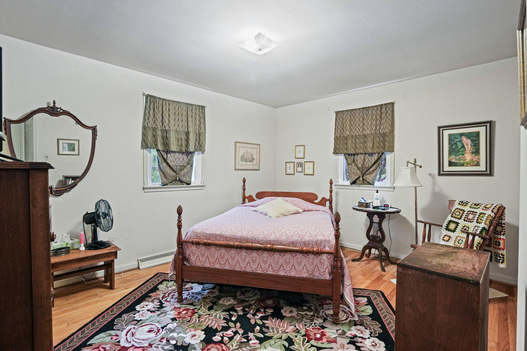 CROOM STATION - Residential