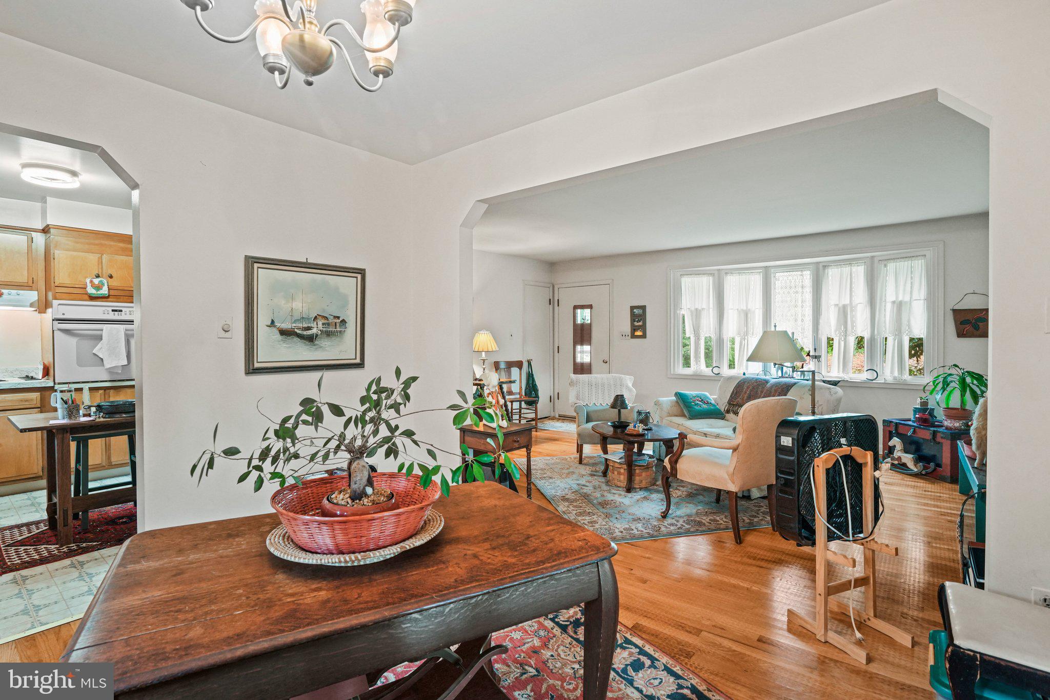 CROOM STATION - Residential