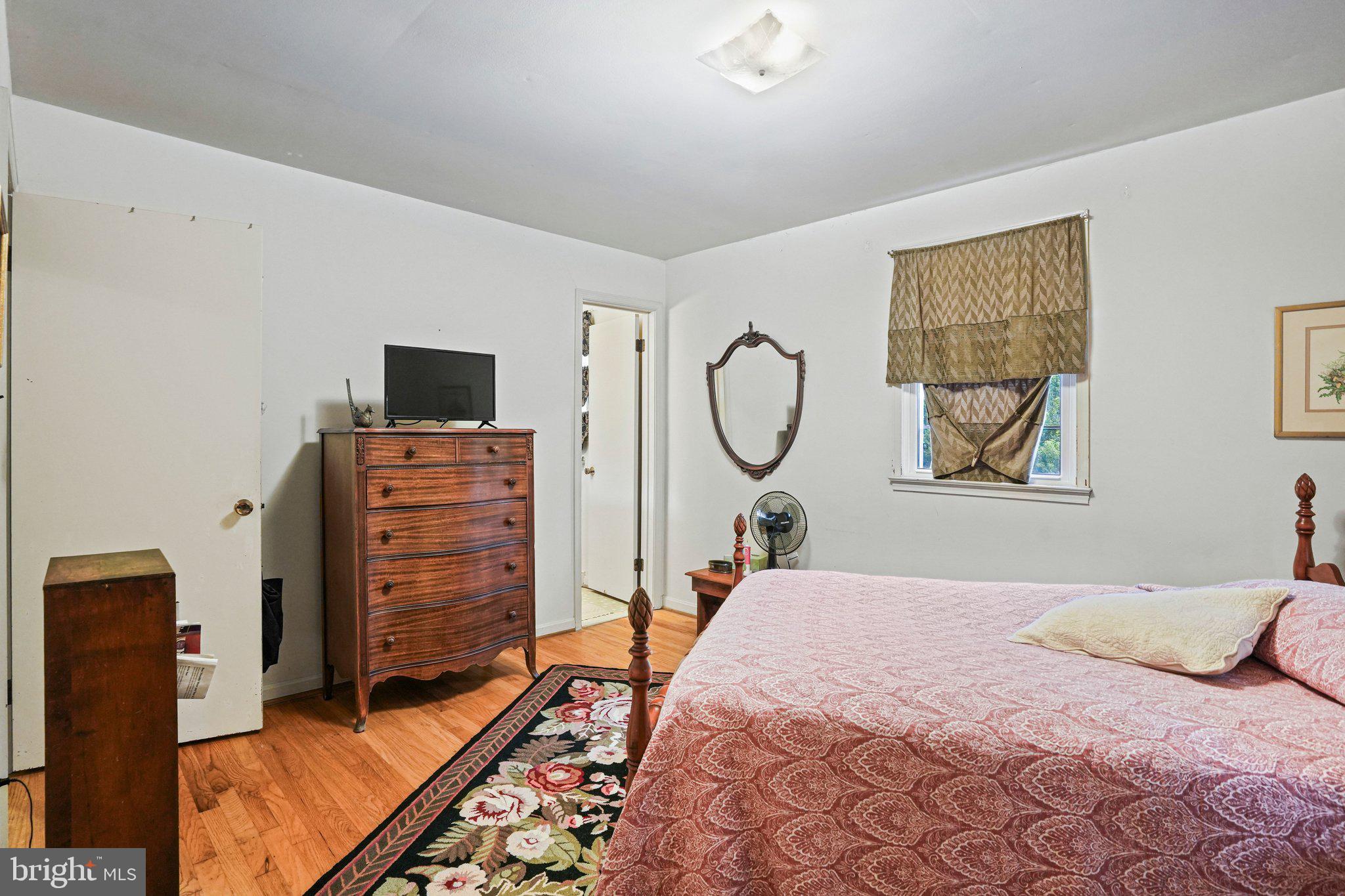 CROOM STATION - Residential