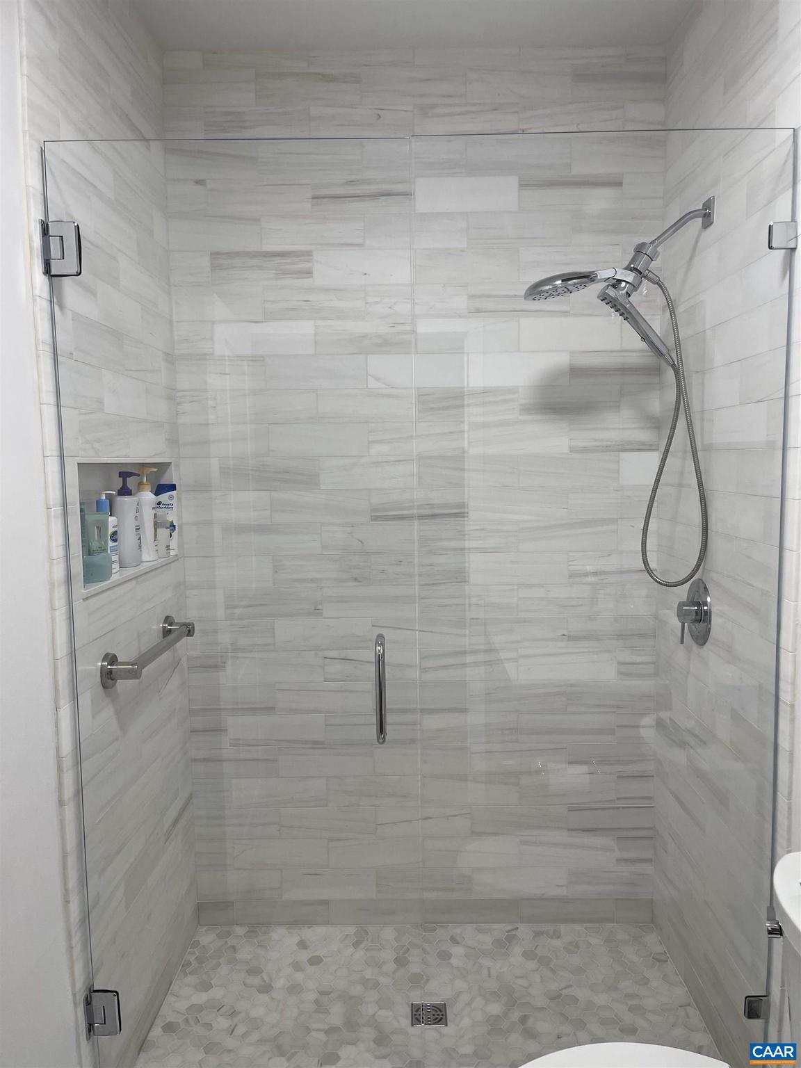 WALKER SQUARE CONDOS - Residential Lease