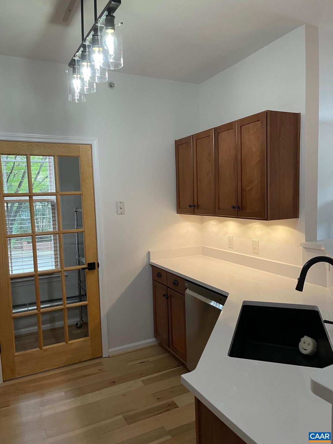 WALKER SQUARE CONDOS - Residential Lease