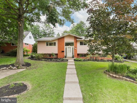 905 PEELE PLACE ALEXANDRIA VA 22304