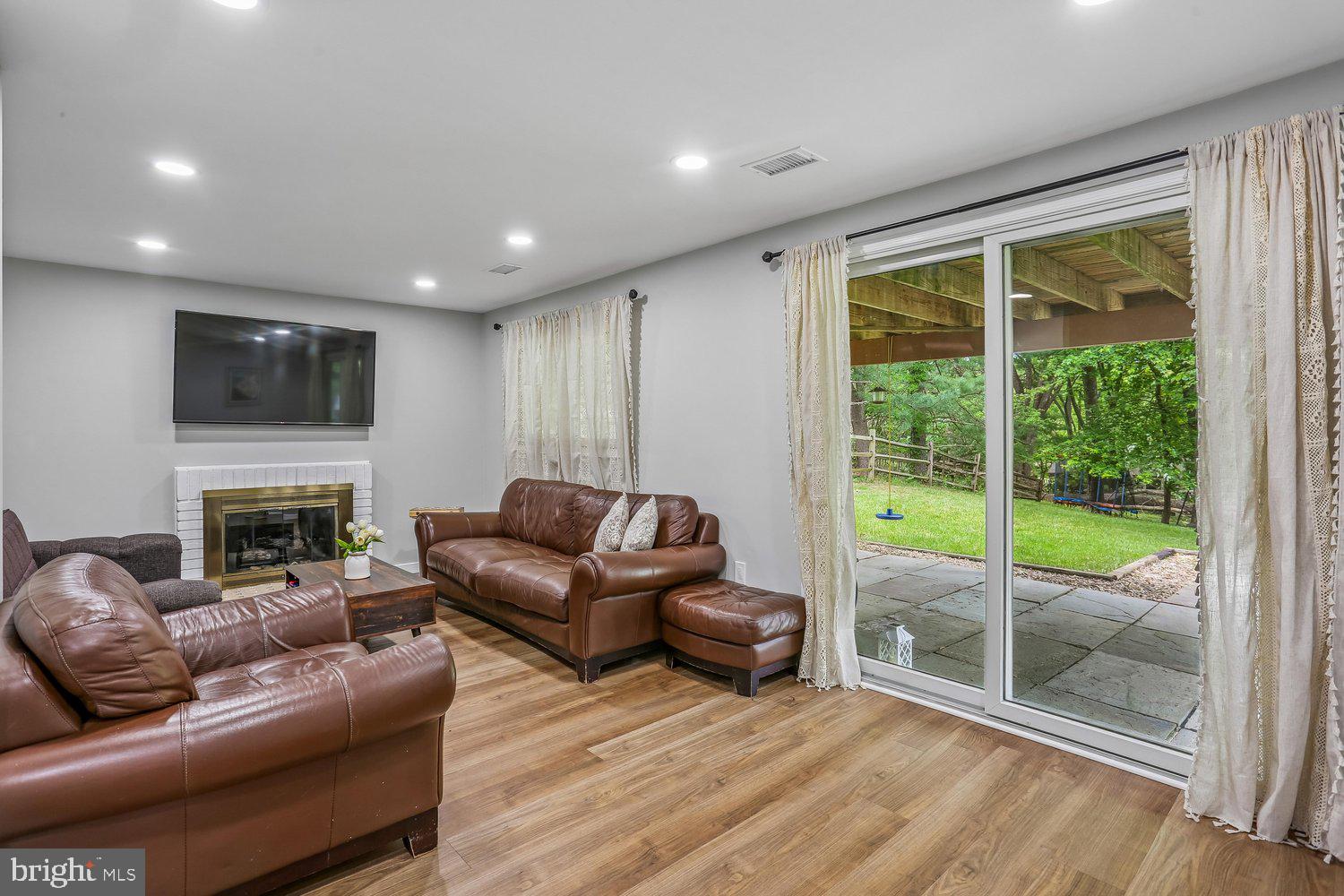 WESTLEIGH - Residential