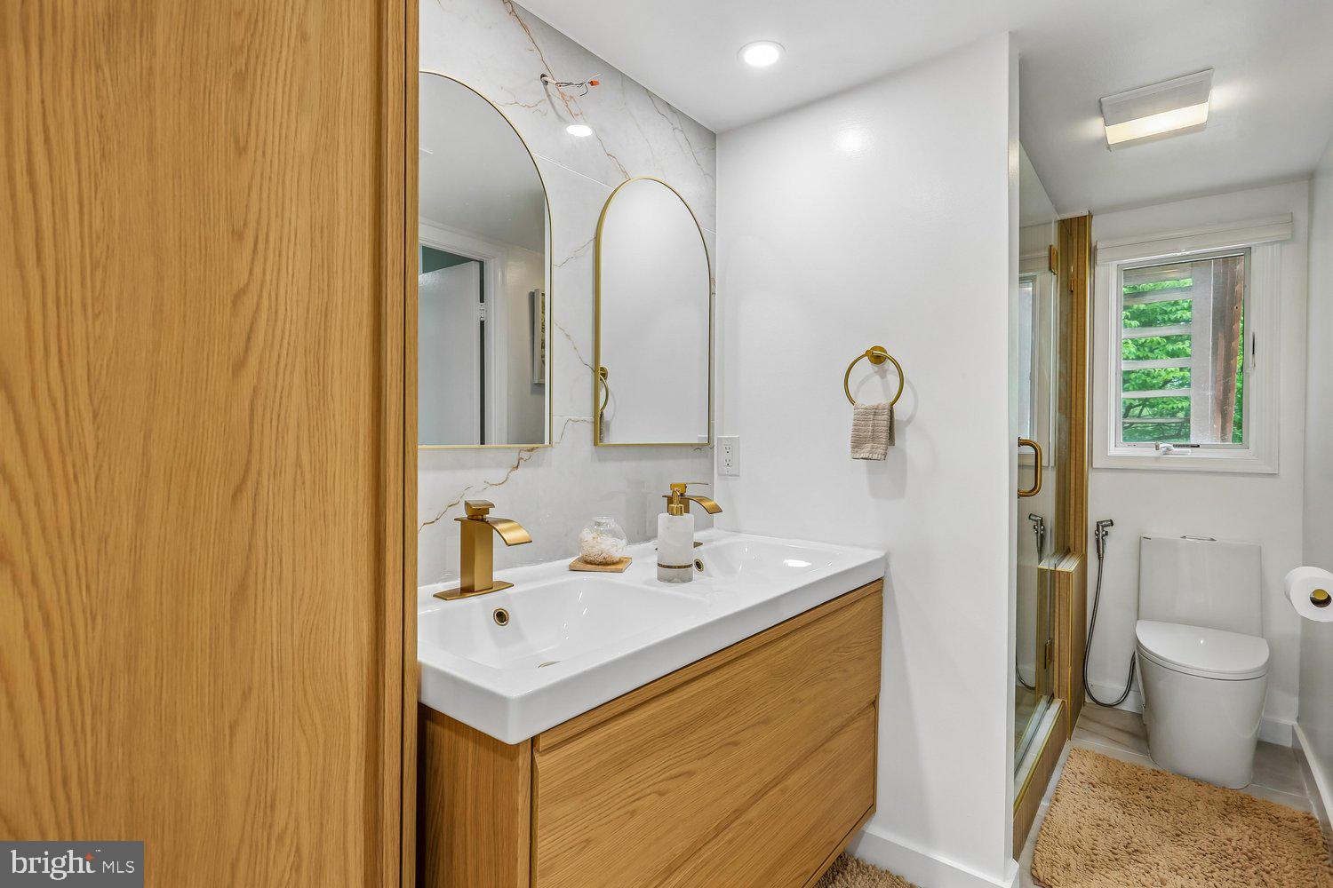 WESTLEIGH - Residential