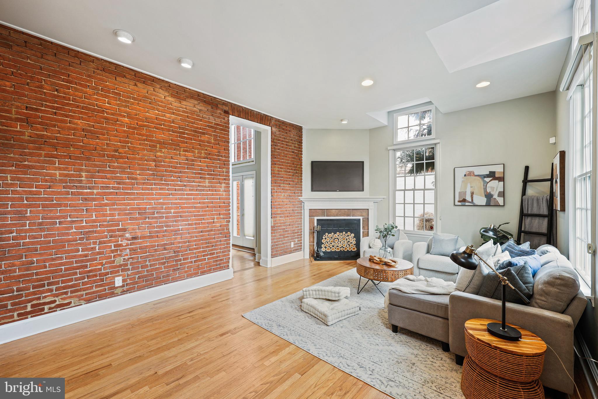 OTTERBEIN - Residential
