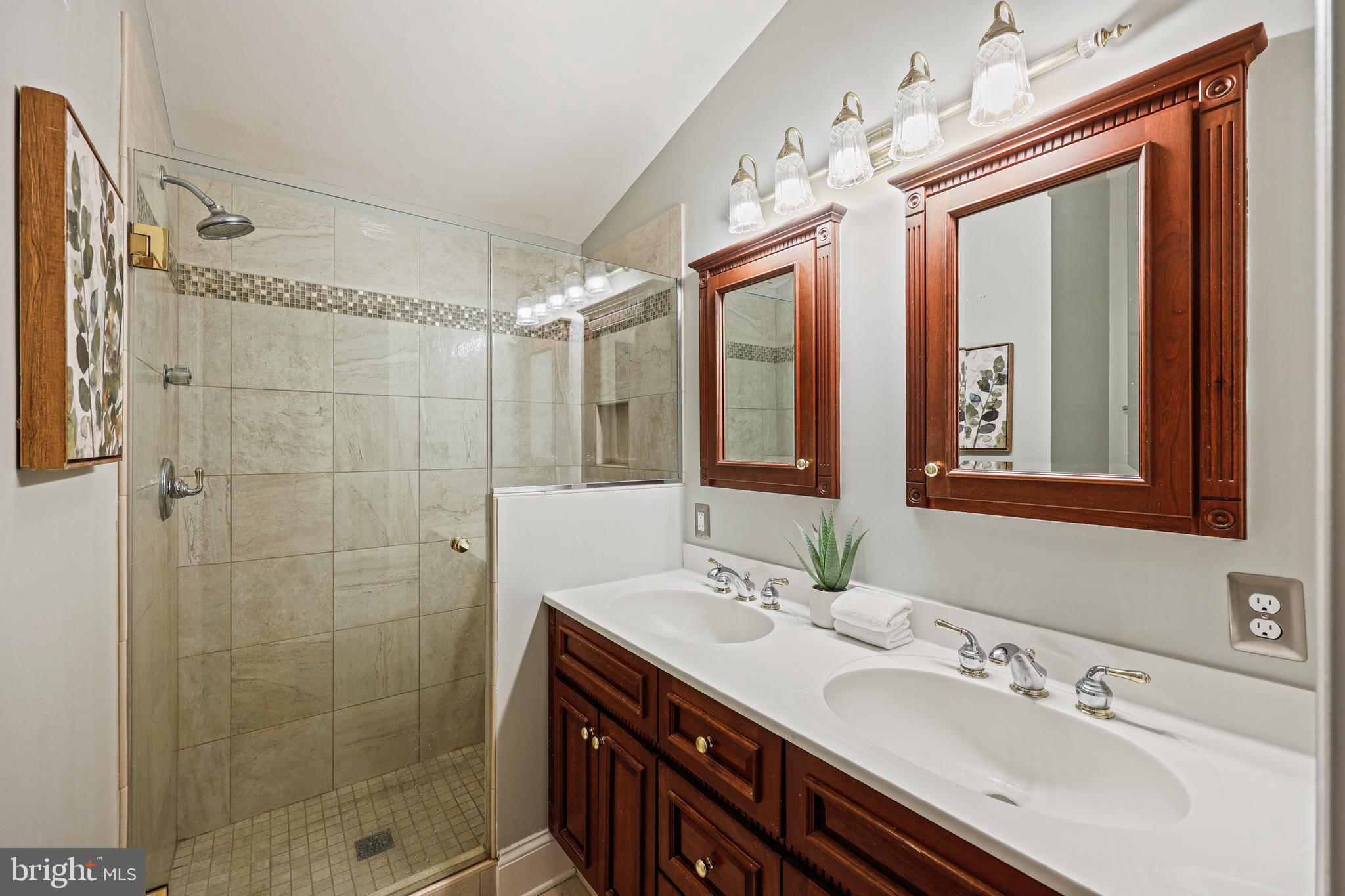 OTTERBEIN - Residential