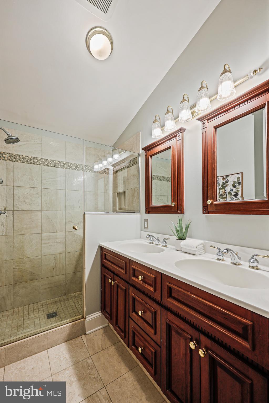 OTTERBEIN - Residential
