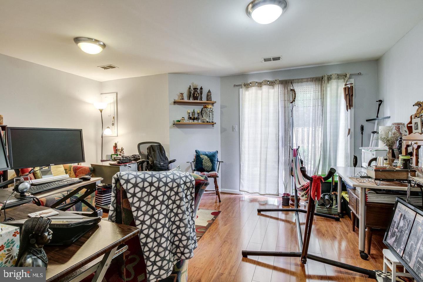 LOFTRIDGE - Residential Lease