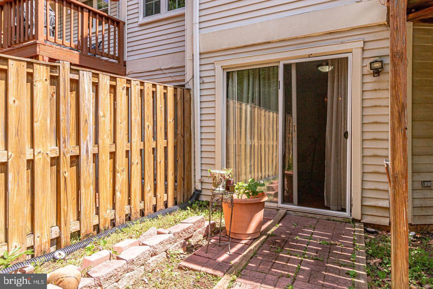 LOFTRIDGE - Residential Lease