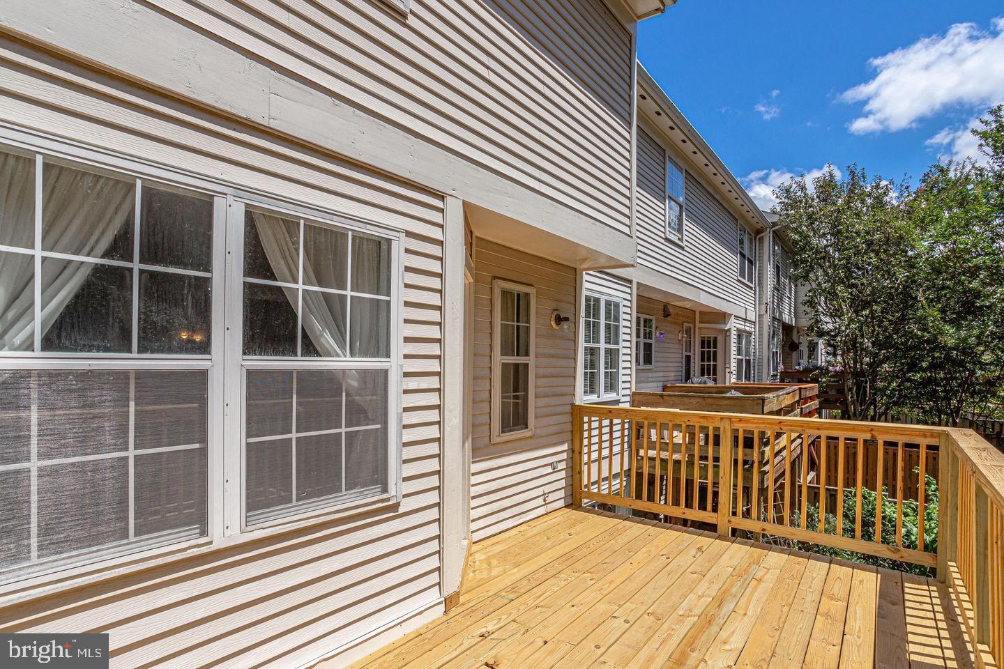 LOFTRIDGE - Residential Lease