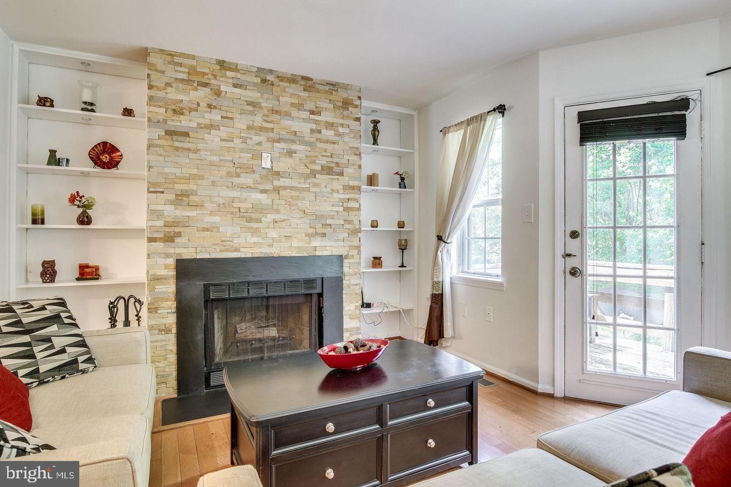 LOFTRIDGE - Residential Lease