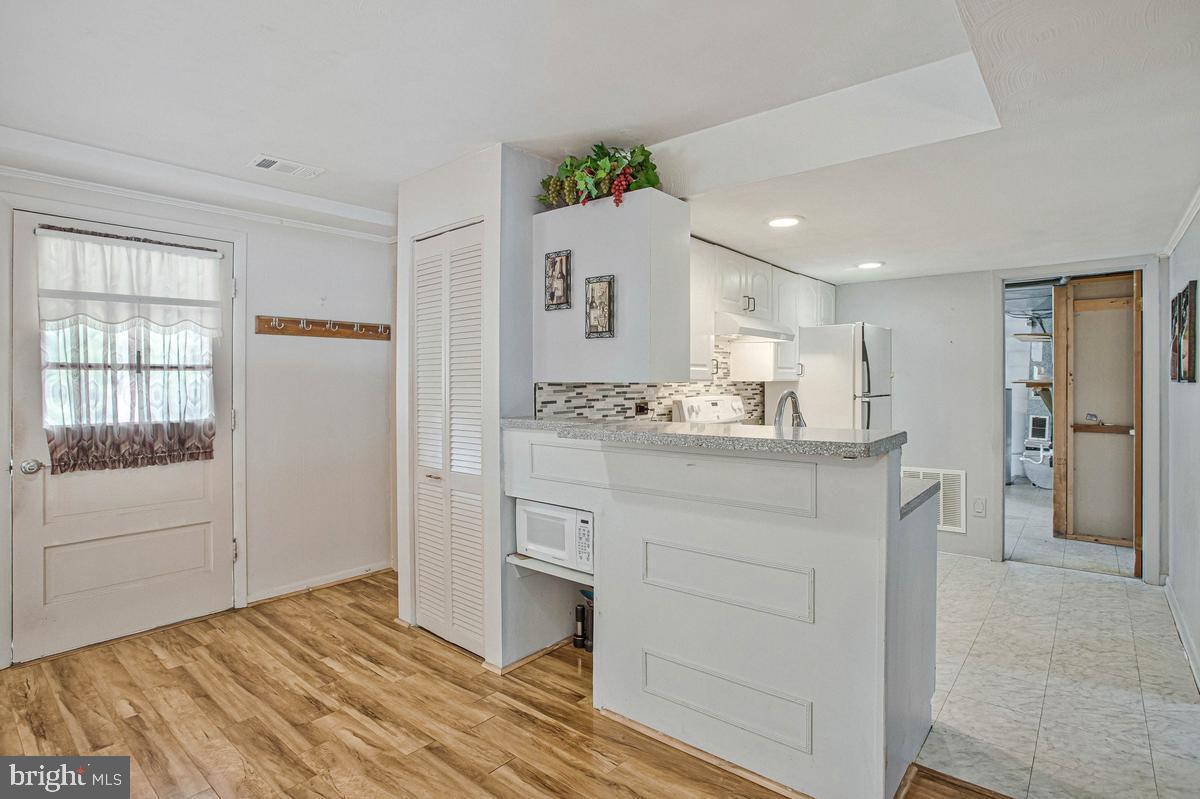 DUNKIRK WOODS - Residential