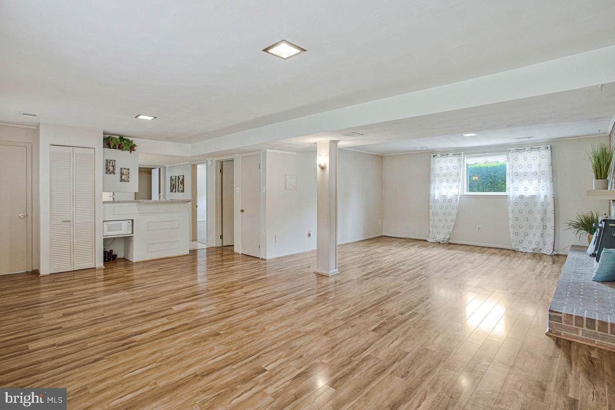 DUNKIRK WOODS - Residential