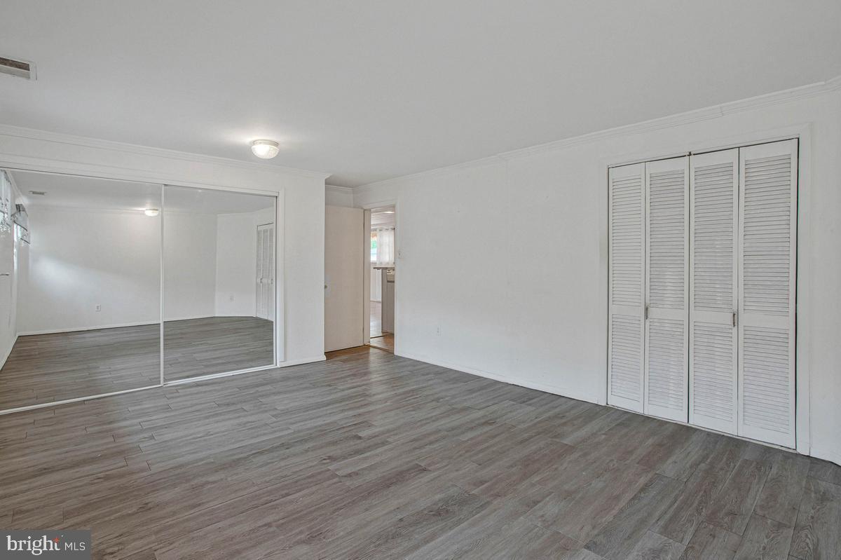 DUNKIRK WOODS - Residential