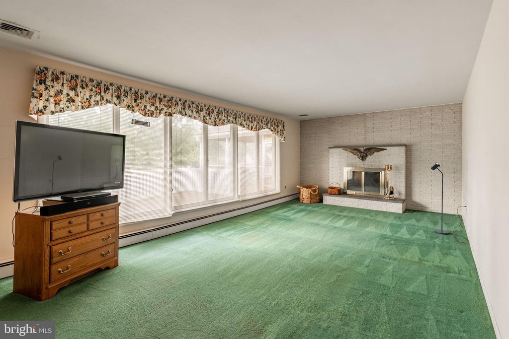 Photo of 60 Ridge View Drive, LEOLA, PA 17540 (MLS # PALA2071806)