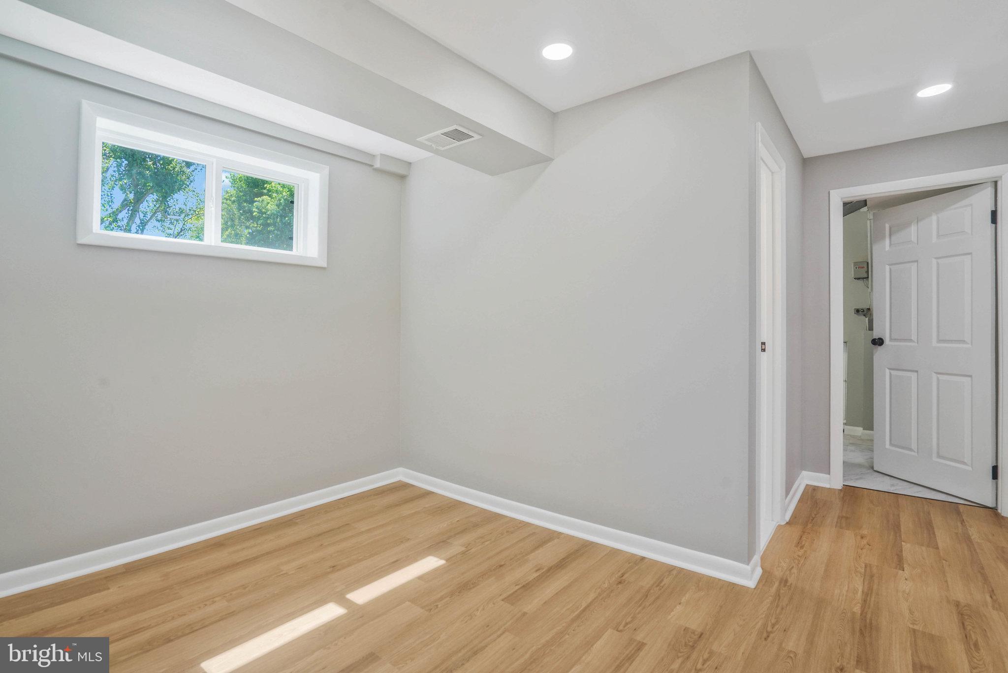 SUNNY RIDGE ESTATES - Residential