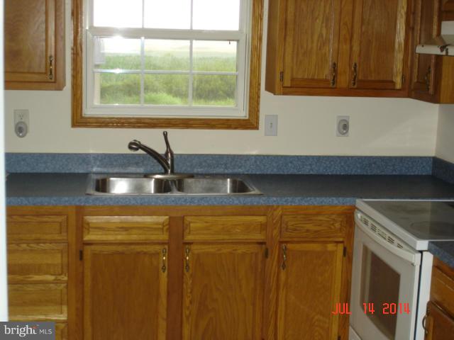 RIDGEWAY EAST - Residential Lease