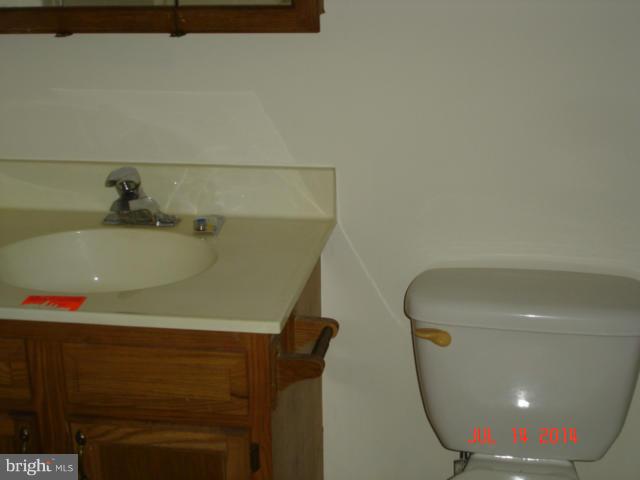 RIDGEWAY EAST - Residential Lease