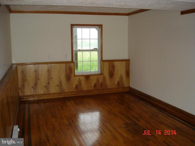 RIDGEWAY EAST - Residential Lease