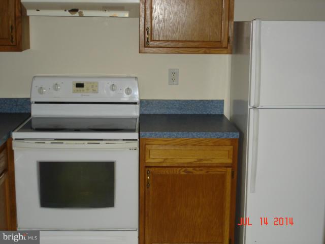 RIDGEWAY EAST - Residential Lease