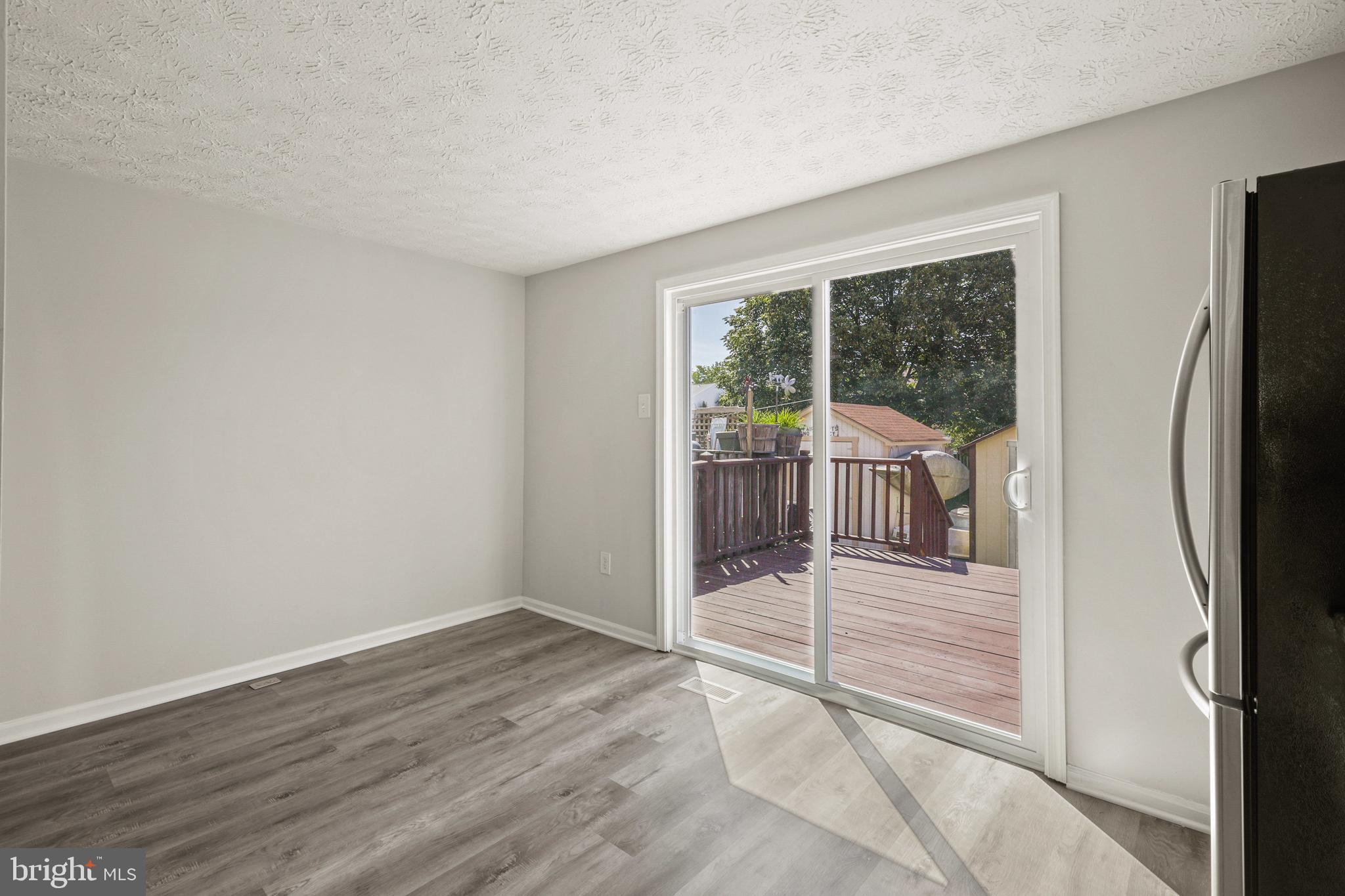 PARKVIEW TRAIL - Residential