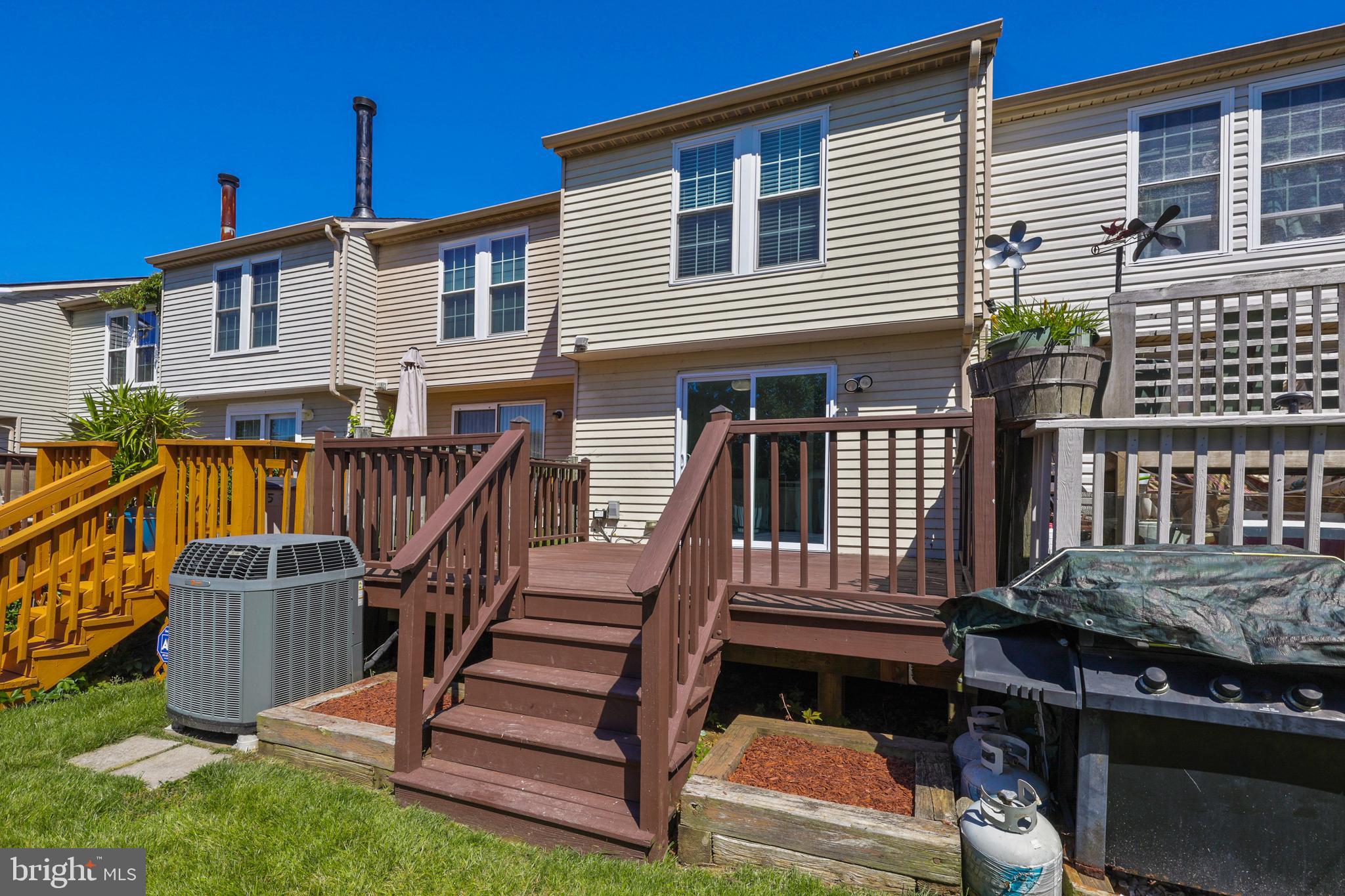 PARKVIEW TRAIL - Residential